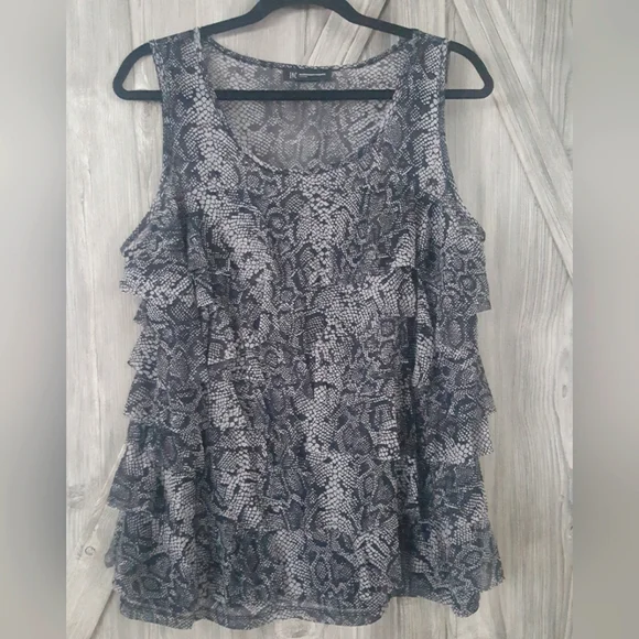 INC Sleeveless Ruffle Top 16W - Picture 1 of 4